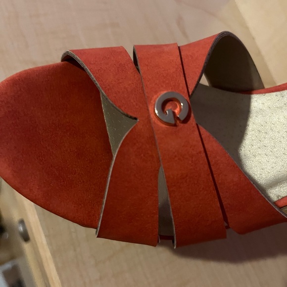 GUESS NEW Dayva platform sandal - Picture 3 of 16